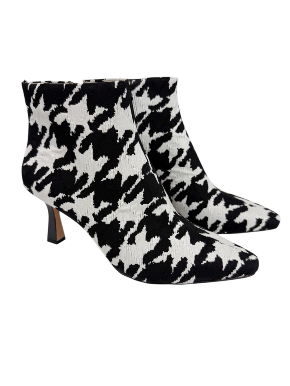 NEW Louise et Cie Lenci Black White Zebra Herringbone Ankle Bootie Size 8.5